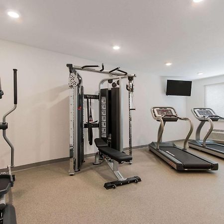 Woodspring Suites Тамарак Экстерьер фото