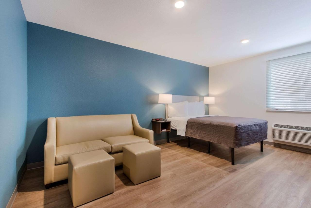 Woodspring Suites Тамарак Экстерьер фото