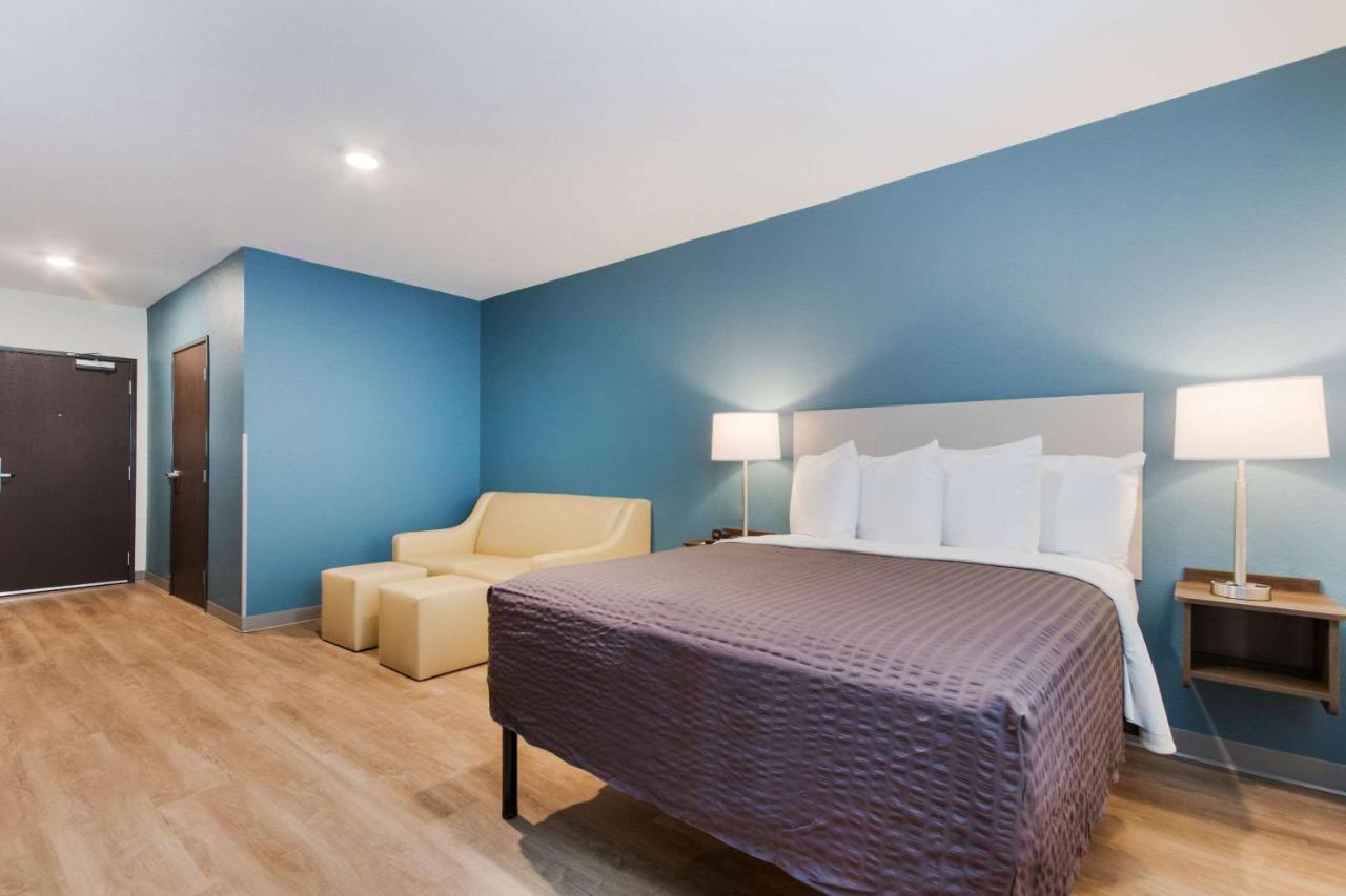Woodspring Suites Тамарак Экстерьер фото